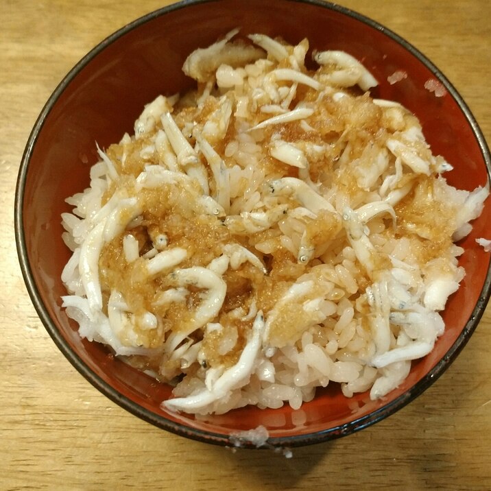 大根おろしで食欲増進!簡単しらす丼